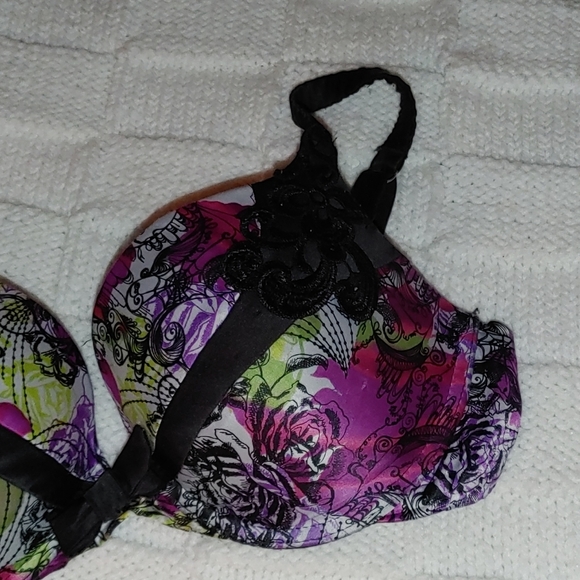 Pleasure state colored bra - Picture 5 of 5